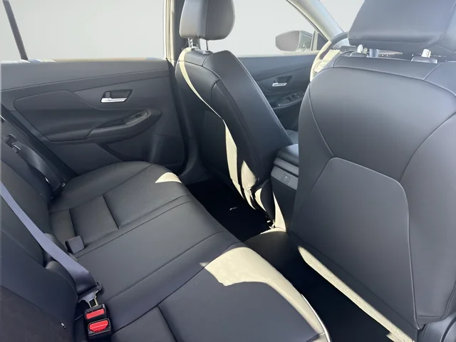 2026 Nissan Sentra SR - Photo 22