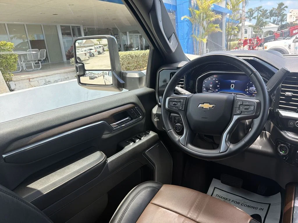 Used 2024 Beige Chevrolet High Country image 15