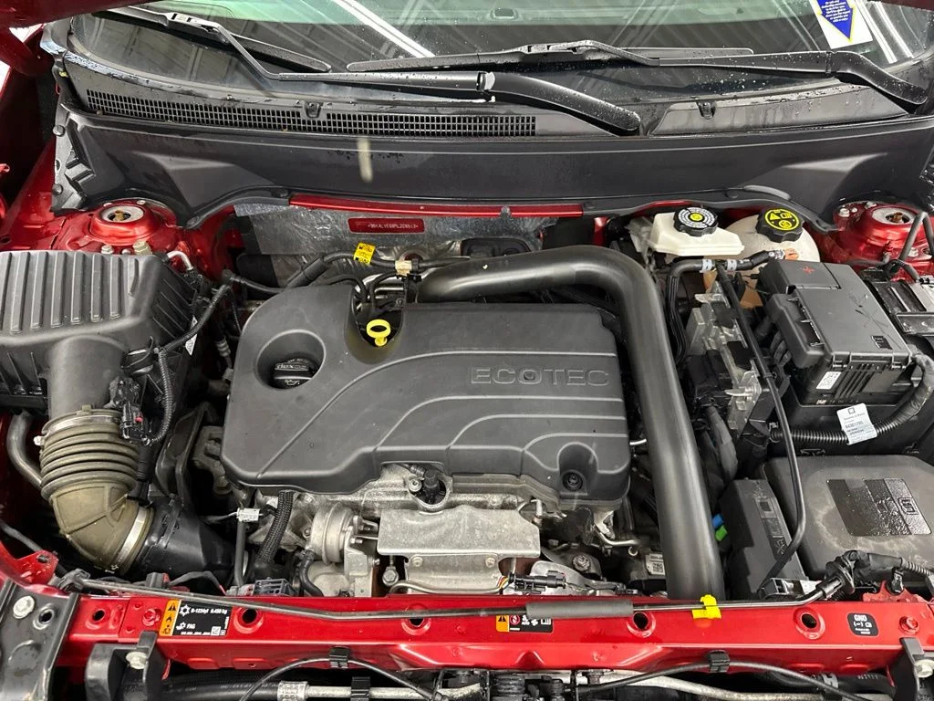 Used 2023 Red GMC SLT image 12