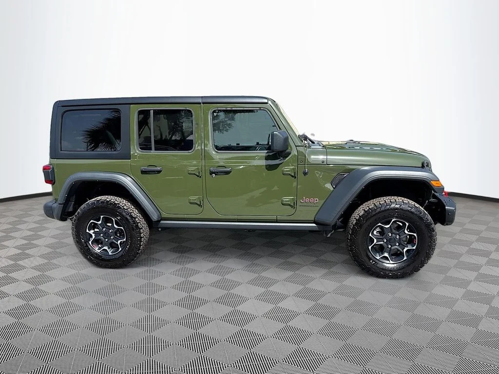Used 2023 Green Jeep Rubicon image 5