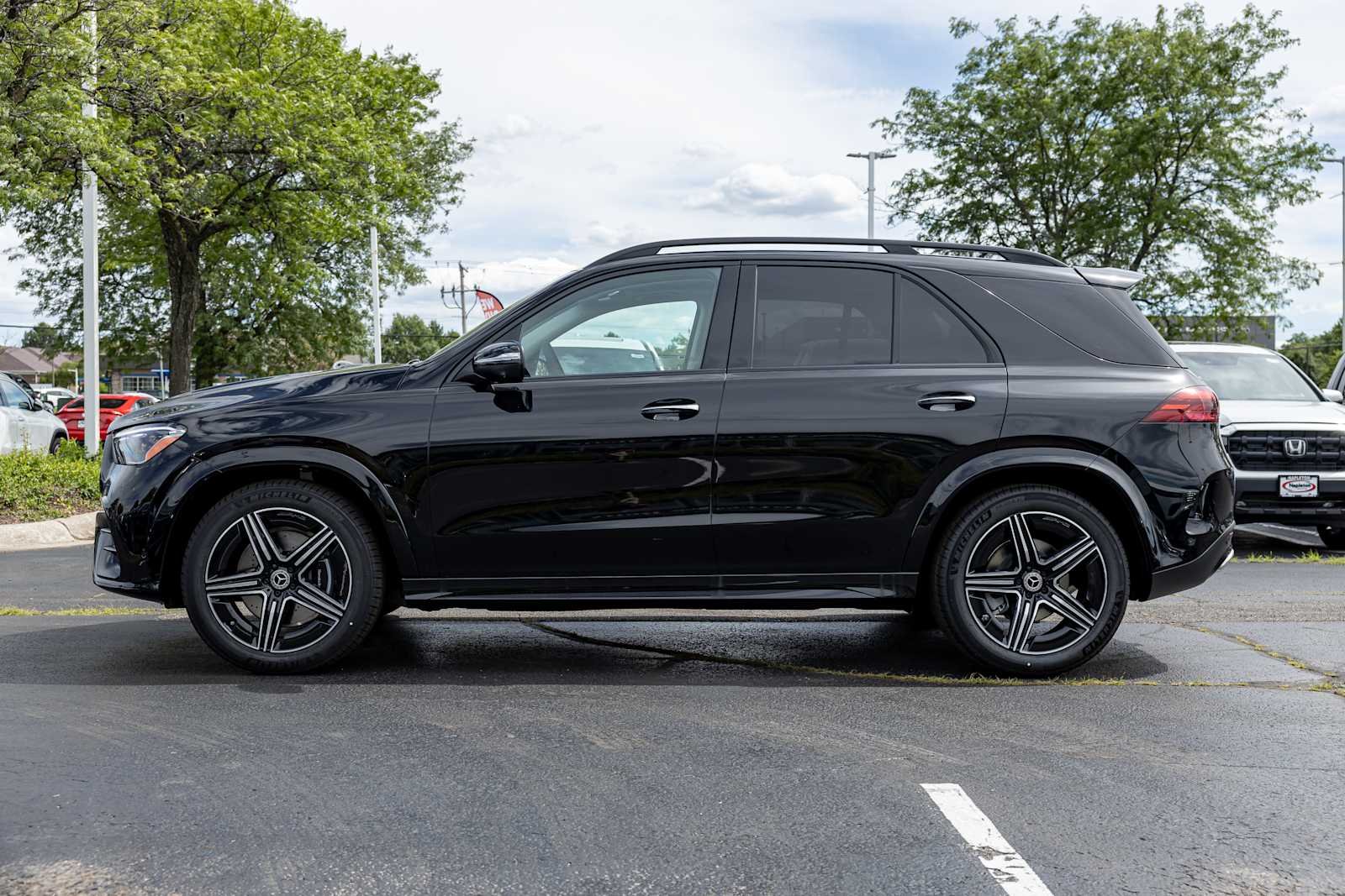 New 2026 Black Mercedes-Benz GLE 350 image 3