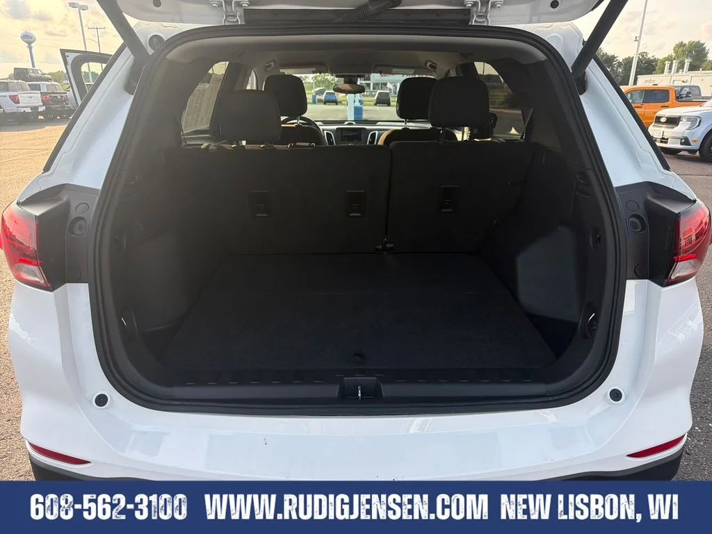 Used 2024 White Chevrolet LT image 22