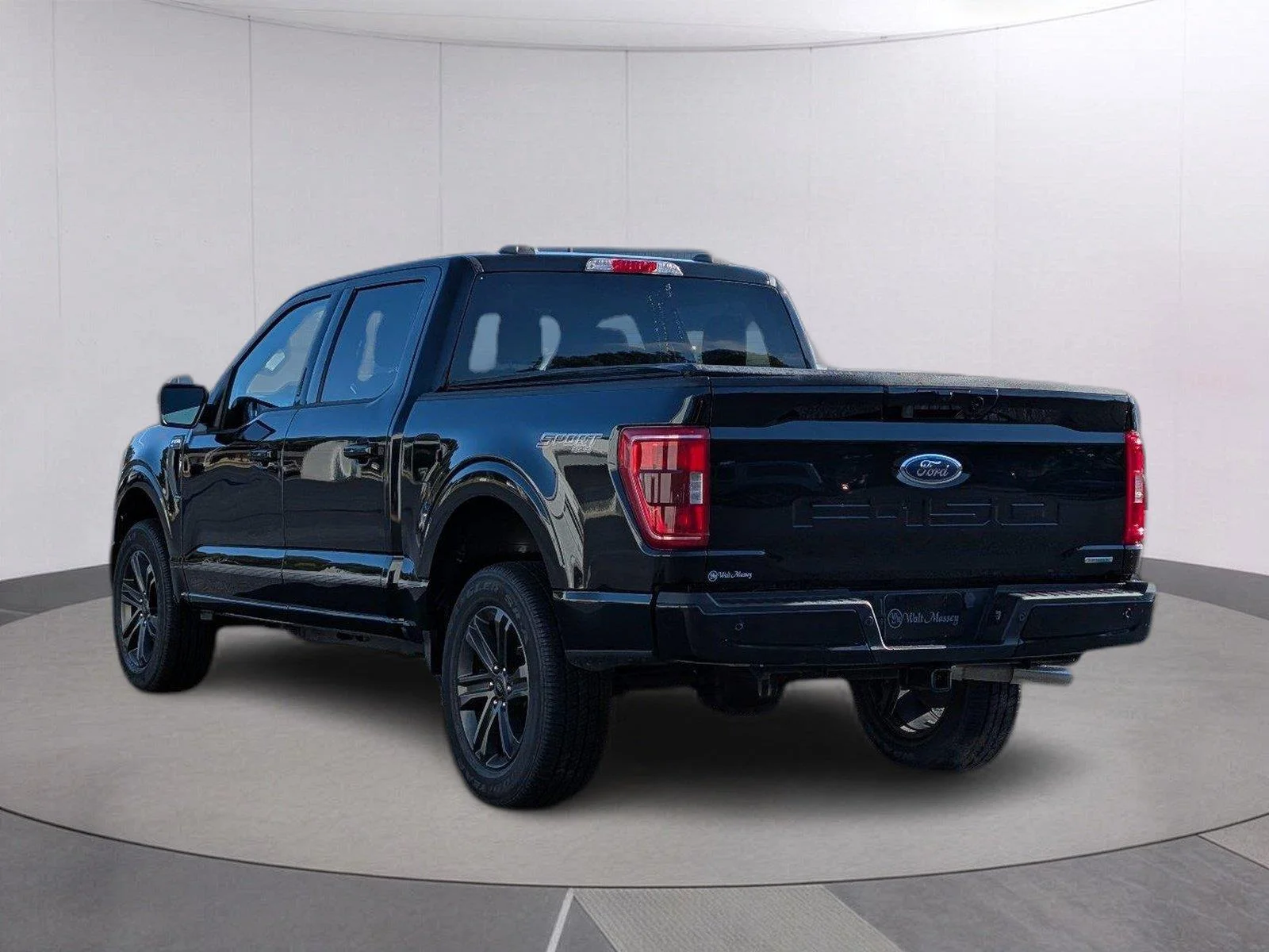 Used 2023 Agate Black Ford XLT image 3