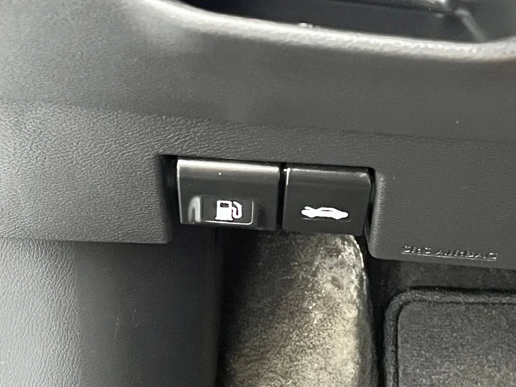 Used 2024 Gray Nissan SR image 24