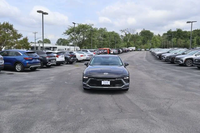 Used 2026 Blue Hyundai SE image 11