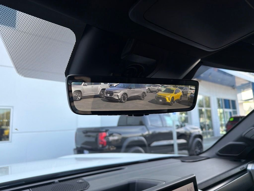 Used 2025  Toyota Limited image 16