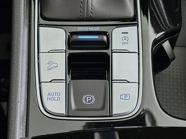 New 2026 Hyundai TUCSON SEL