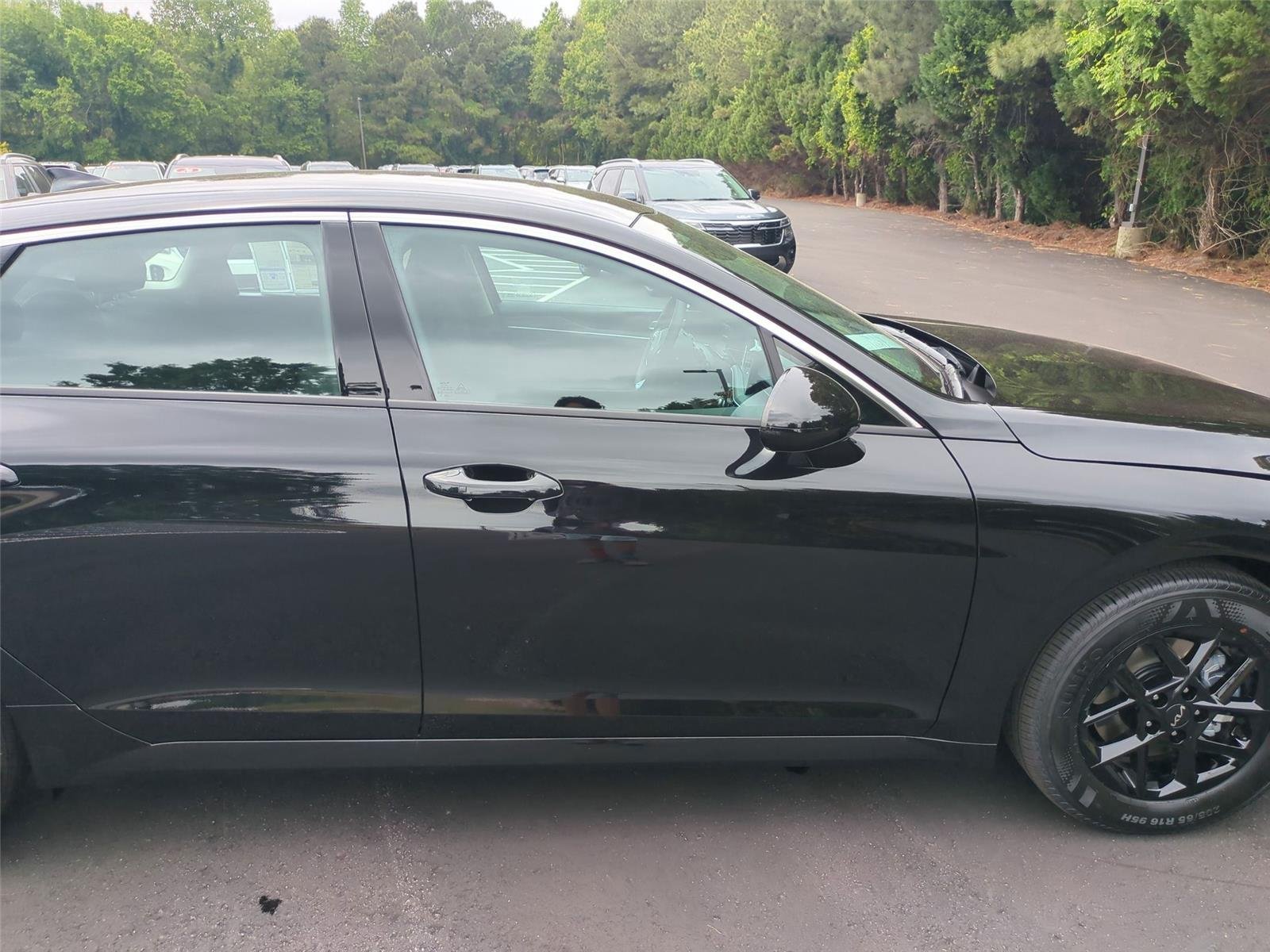 New 2026 Aurora Black Pearl Kia LXS image 35