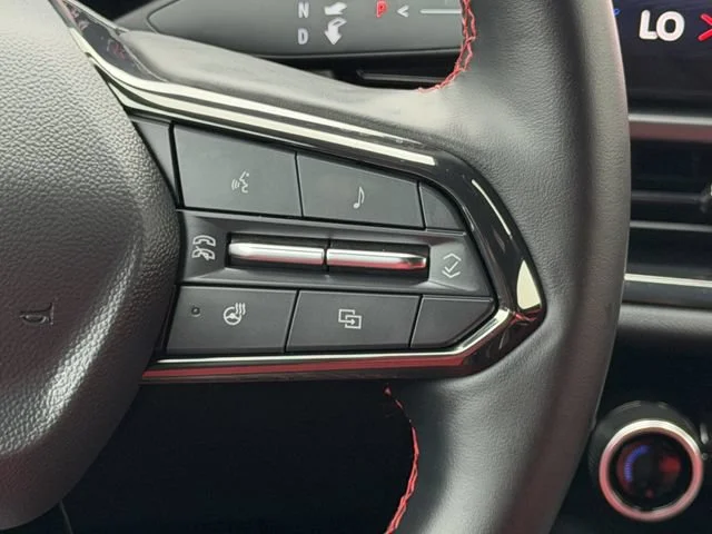 2024 Chevrolet Equinox EV RS - Photo 14