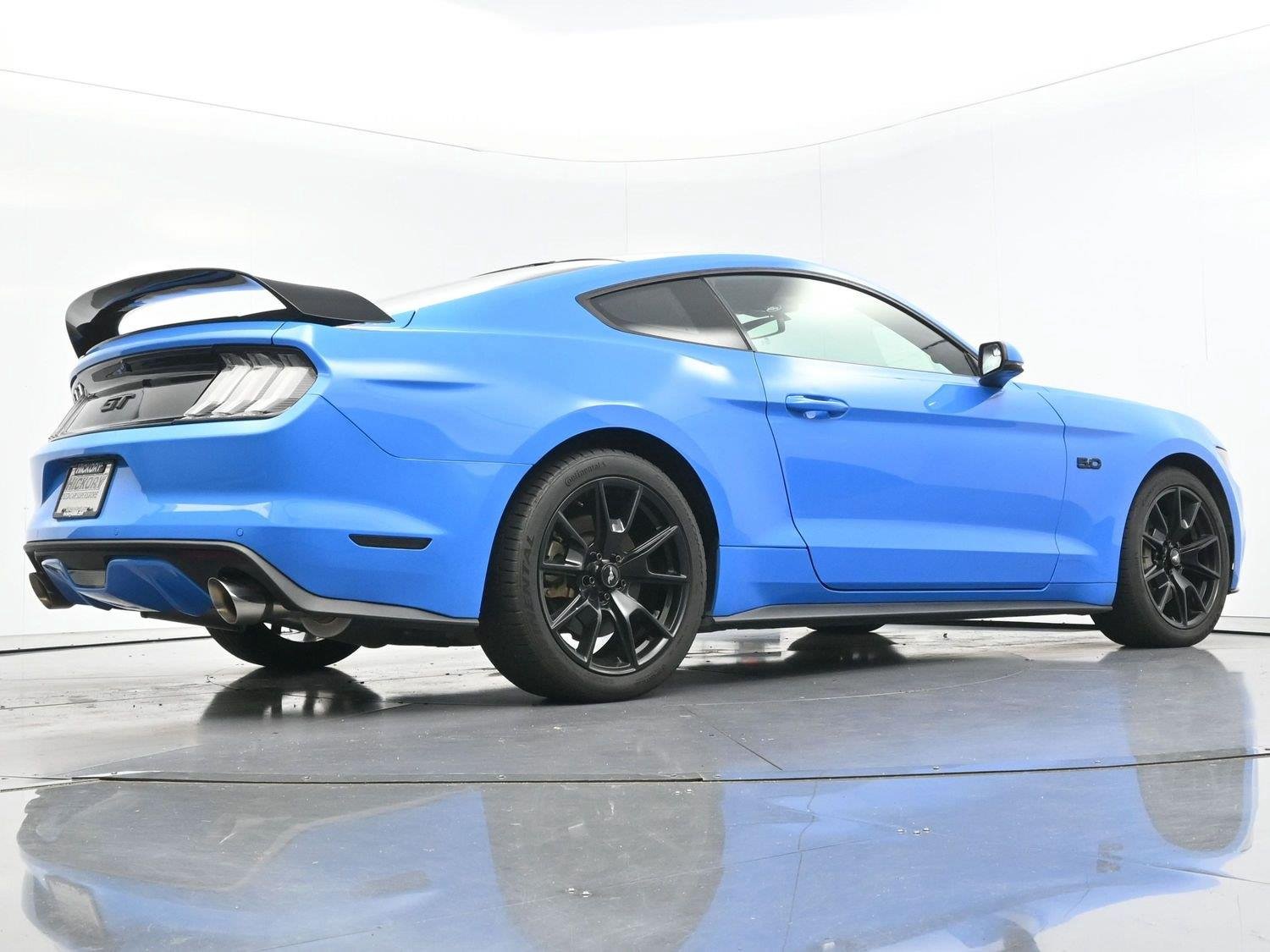 Used 2017 Grabber Blue Ford GT Premium image 51