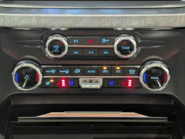 New 2026 Star White Metallic Tri-Coat Ford F-250® Platinum® image 46
