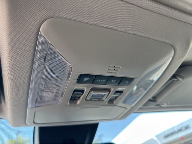 Used 2022 Silver Toyota XLE image 15