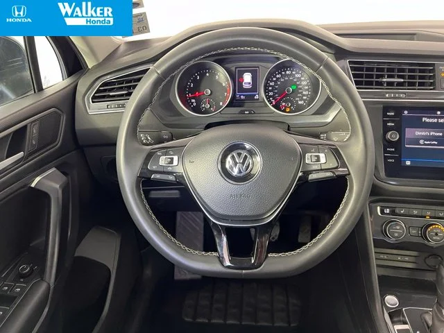 Used 2021 Deep Black Volkswagen 2.0T SE image 37