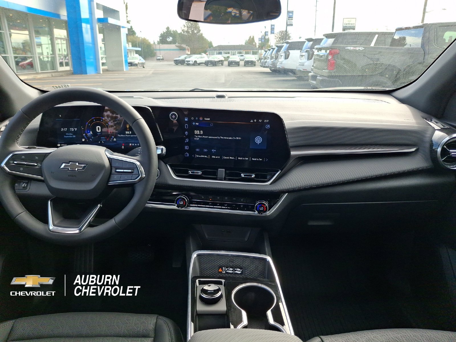 2027 Chevrolet Equinox LT - Photo 9