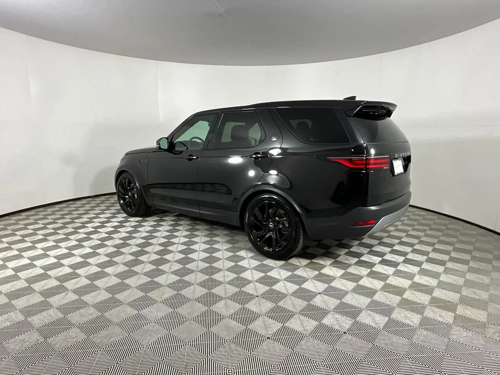 Certified Used 2025 Black Land Rover S image 3
