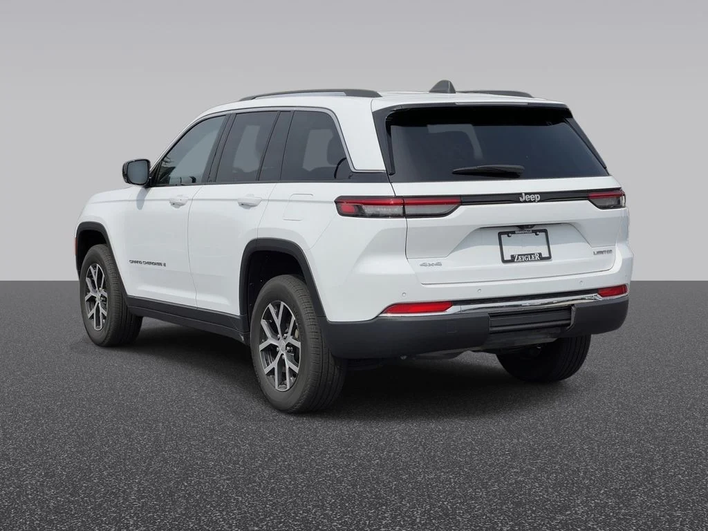 Used 2023 White Jeep Limited image 3