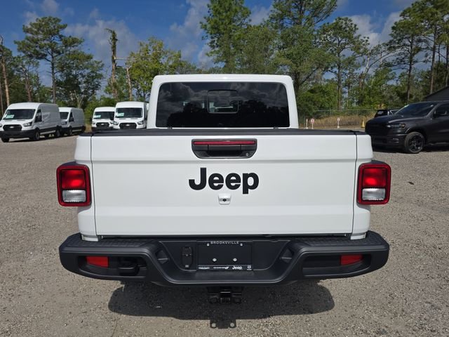 New 2026 Bright White Clear-Coat Exterior Paint Jeep Sport S image 5