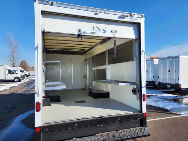 New 2026 Summit White Chevrolet 2WT image 20