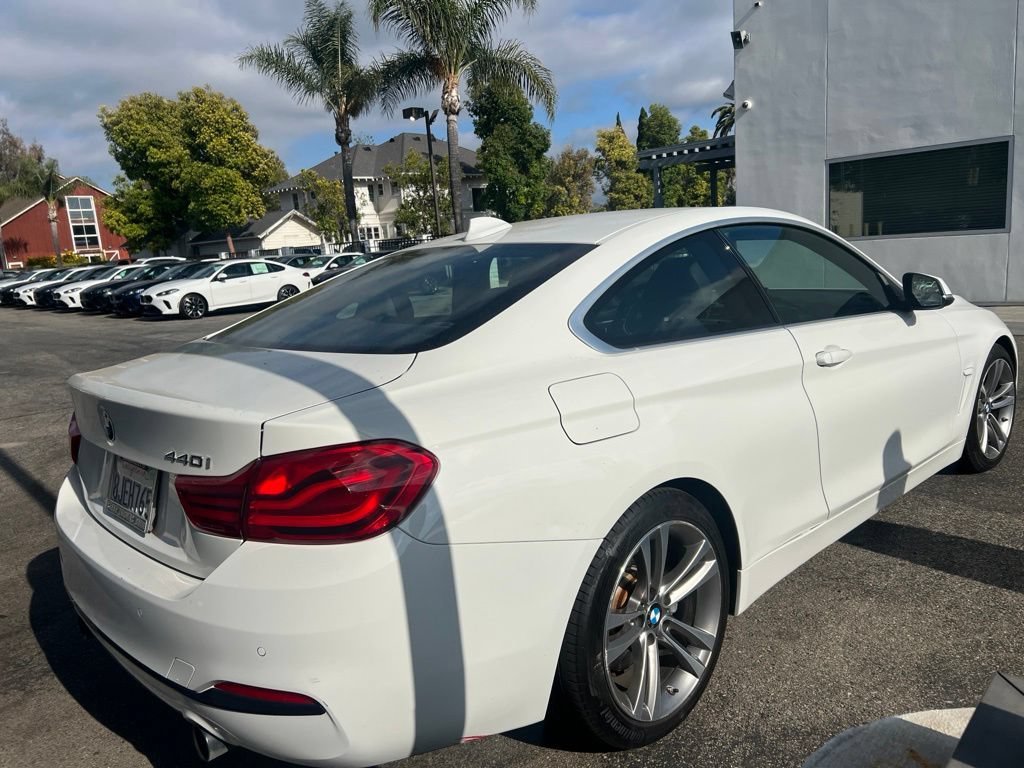 Used 2019 Alpine White BMW 440i image 3