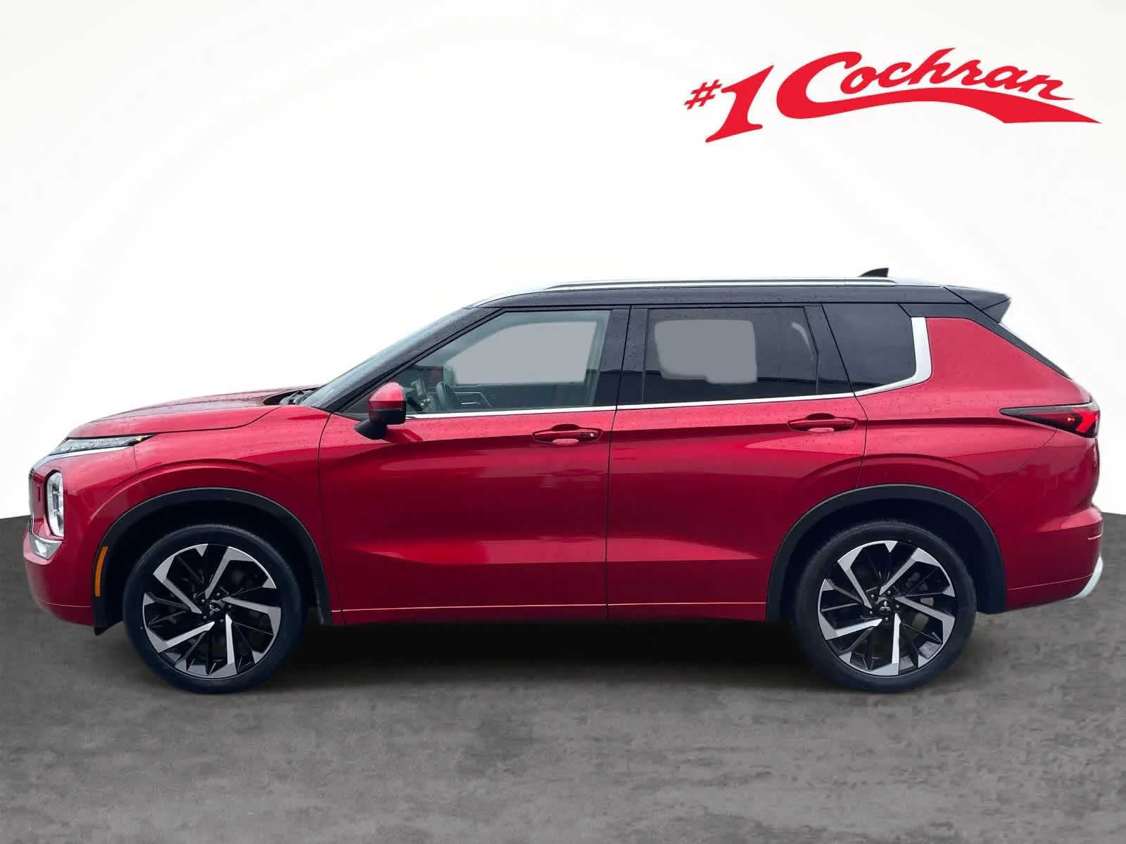 Used 2024 Red Diamond w/ Black Roof Mitsubishi SEL image 10