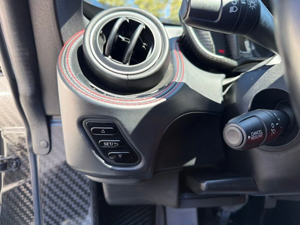 2015 Alfa Romeo 4C Base - Photo 16