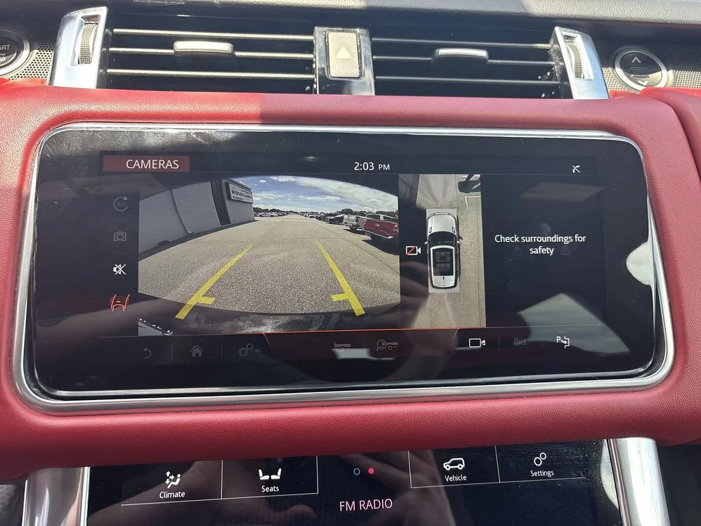 Used 2019  Land Rover HST image 25