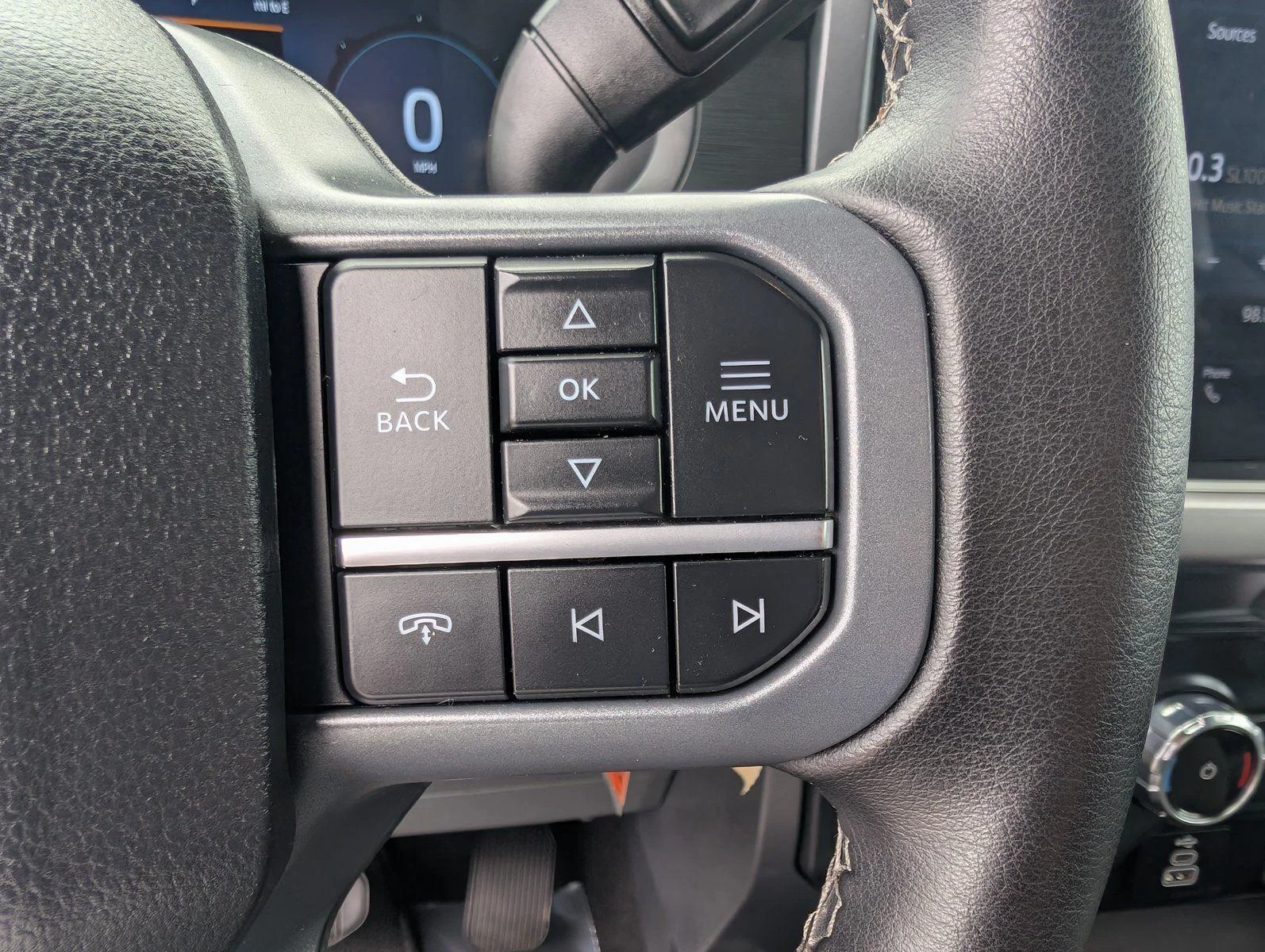 Used 2025 Carbonized Gray Ford XLT image 25