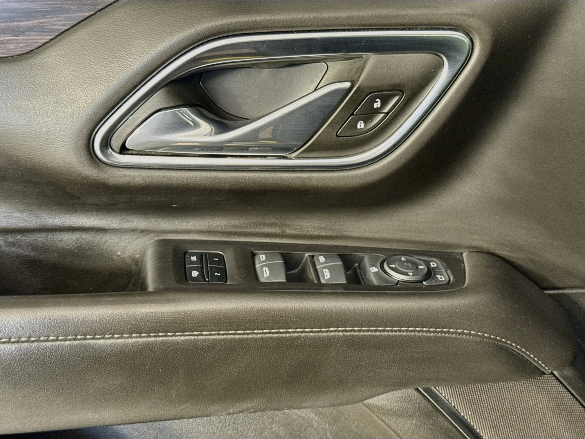 Used 2024 Black Chevrolet LT image 20