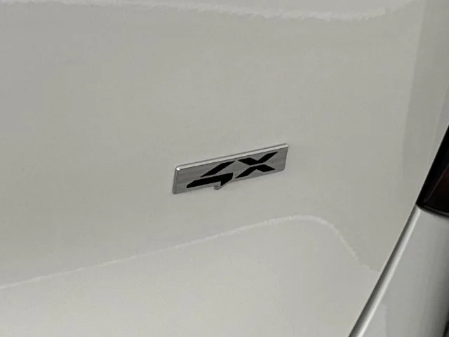New 2027 White Kia S image 25