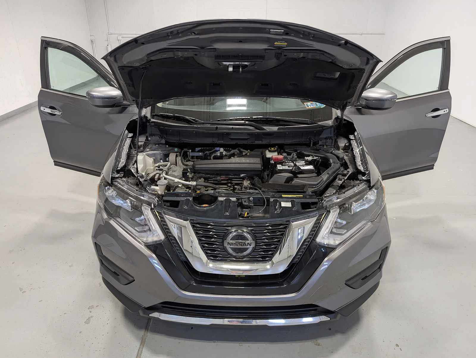 Used 2020 Gun Metallic Nissan SV image 13