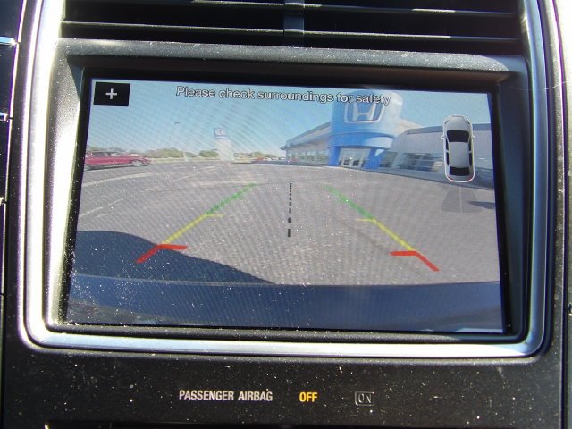 Used 2016 Black Velvet Lincoln Select image 29