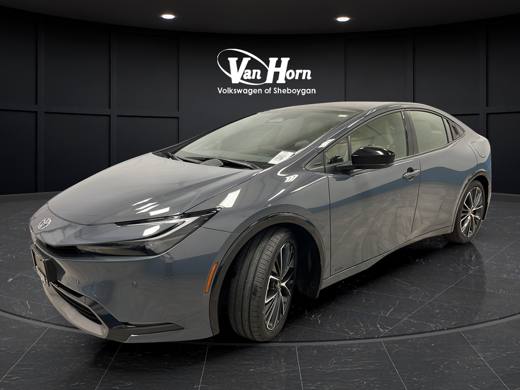 Used 2024 Gray Toyota XLE image 3