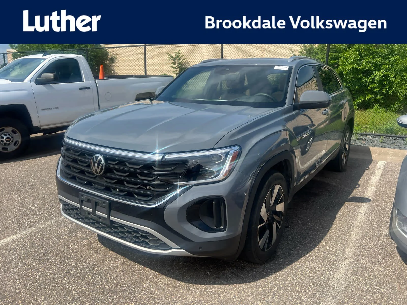2024 Volkswagen Atlas Cross Sport 2.0T SEL 4MOTION's photo