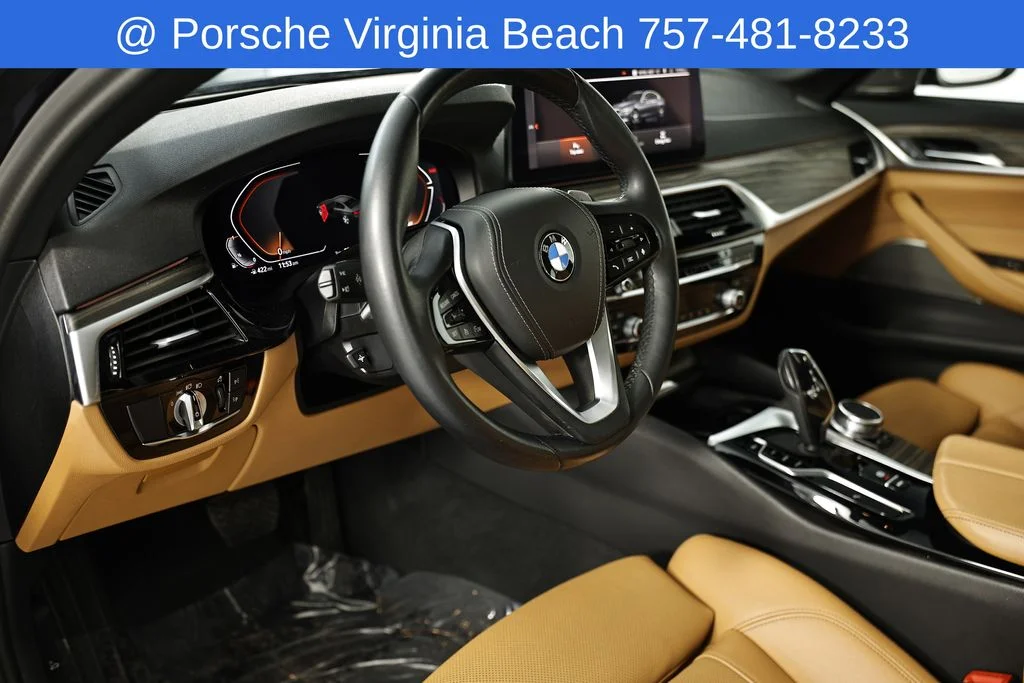 Used 2023 Gray BMW 540i xDrive image 21