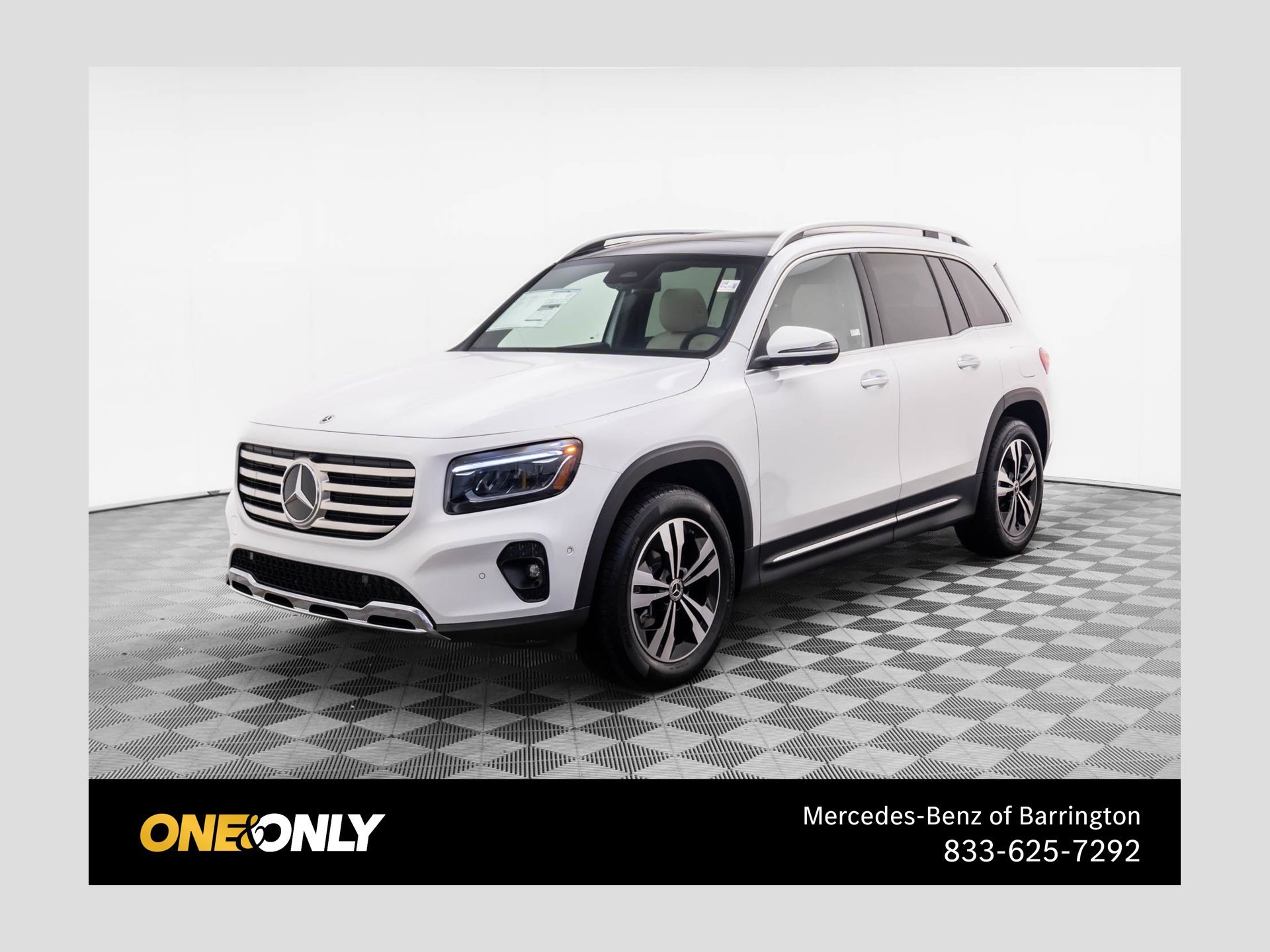New 2026 Polar White Mercedes-Benz GLB 250 image 1