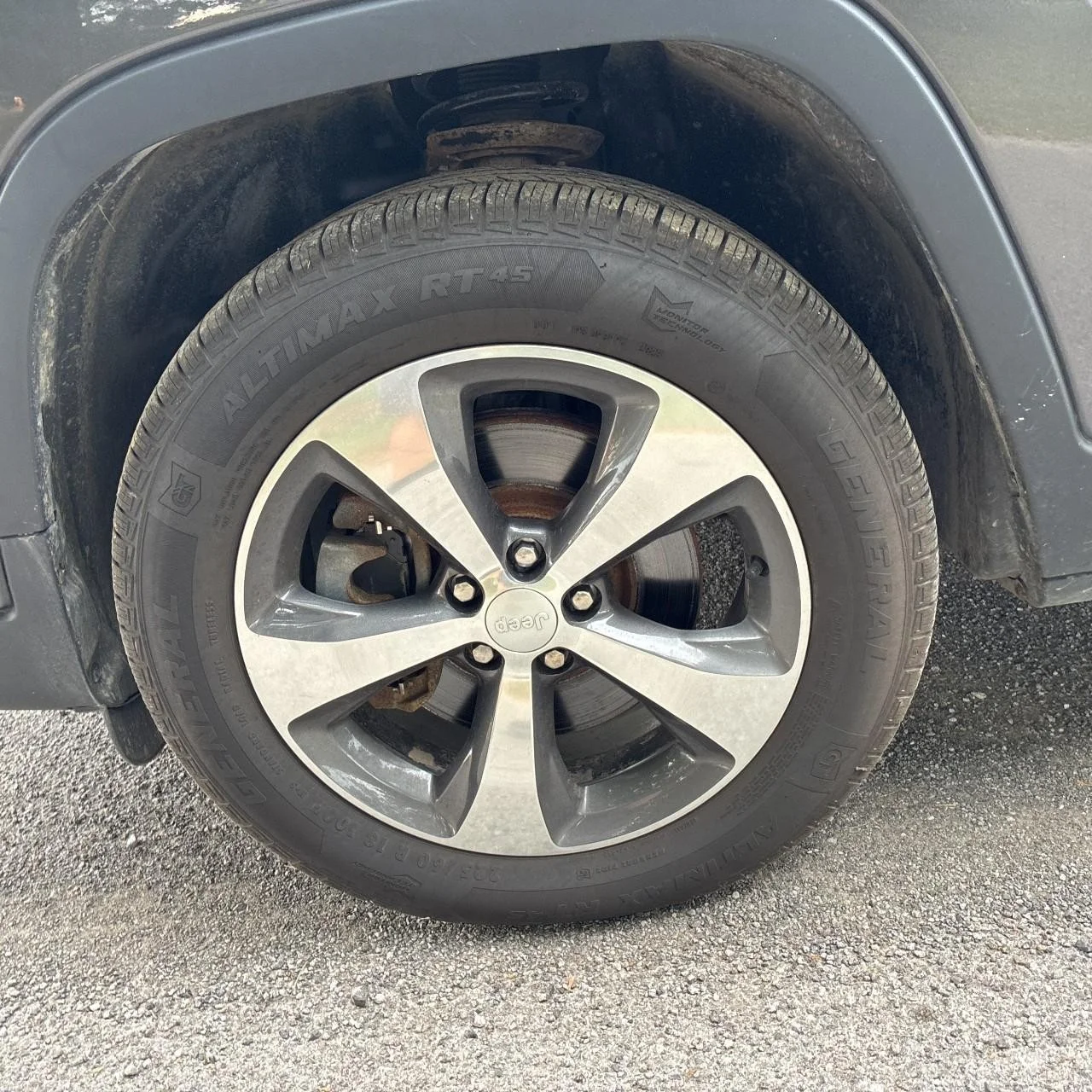 Used 2019 Gray Jeep Limited image 18