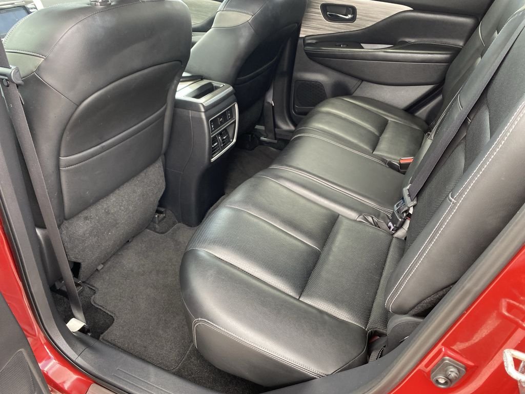 Used 2016 Cayenne Red Metallic Nissan Platinum image 27