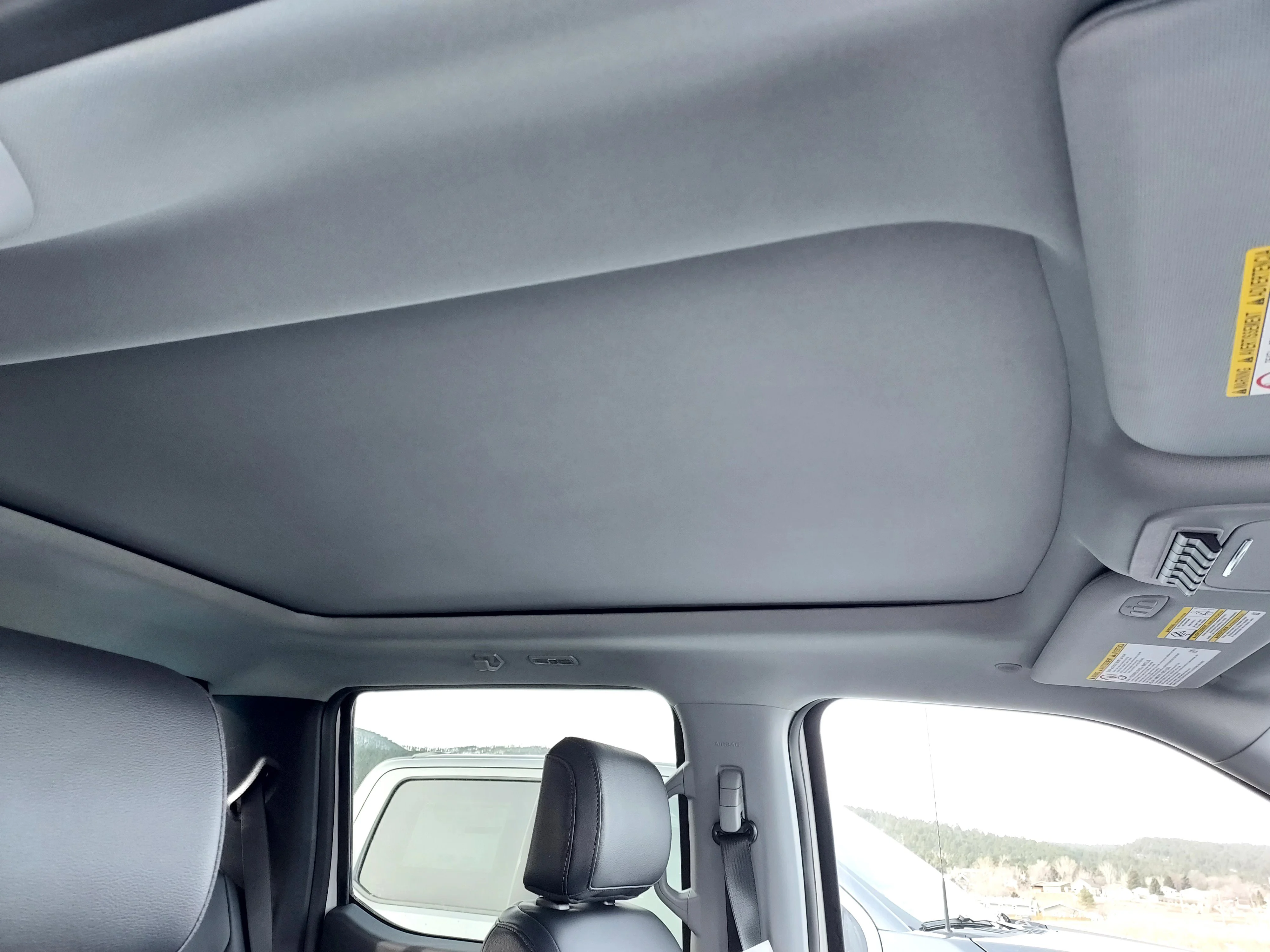 New 2026 Star White Metallic Tri-Coat Ford LARIAT image 28