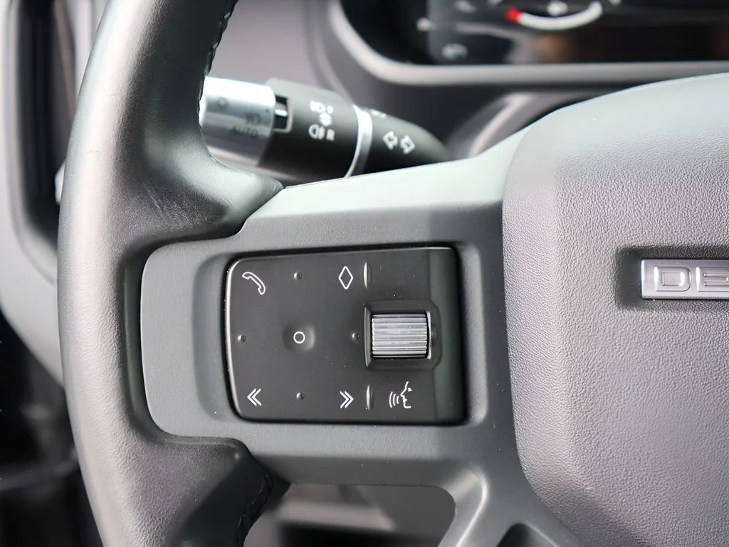 2022 Land Rover Defender X-Dynamic S - Photo 30