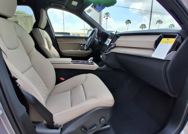 New 2026 Aurora Silver Volvo Plus image 11