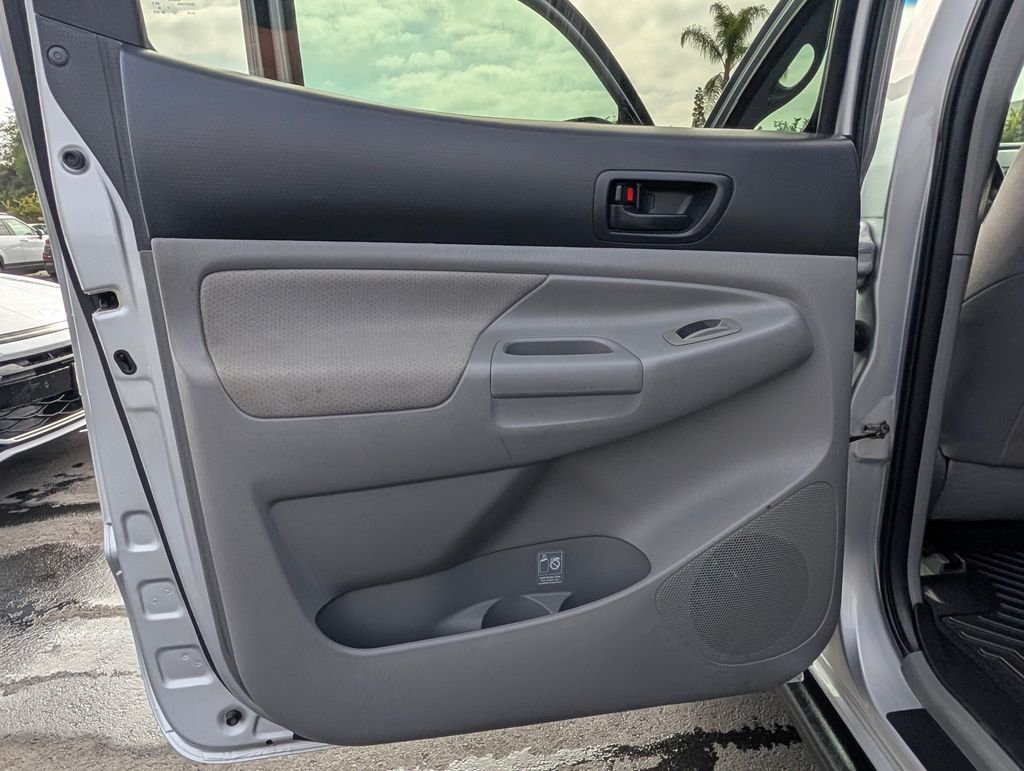 Used 2011 Silver Toyota PreRunner image 13