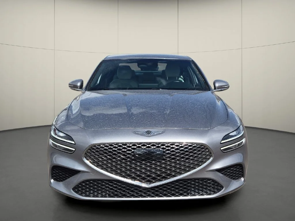 Used 2025 Silver Genesis 2.5T image 2