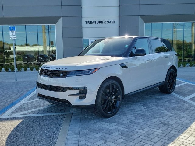 2026 Land Rover Range Rover Sport SE