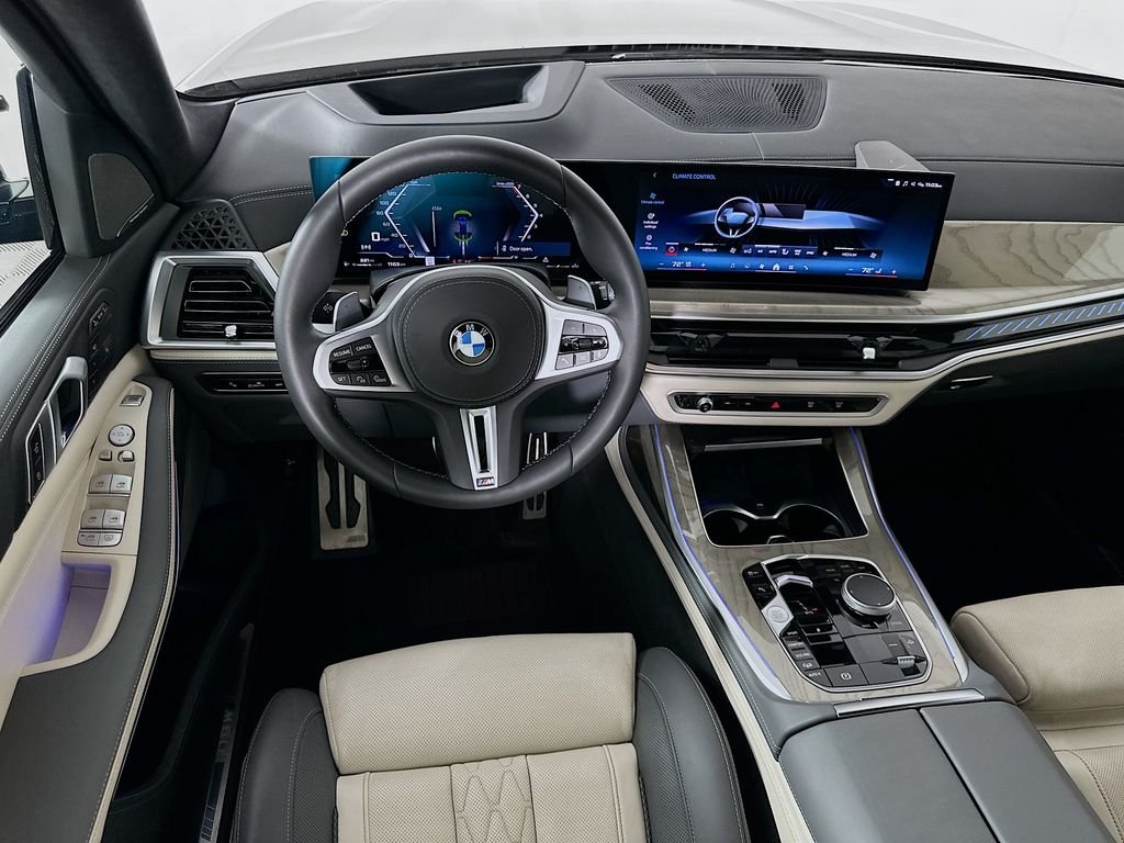 2025 BMW X7 M60i - Photo 23