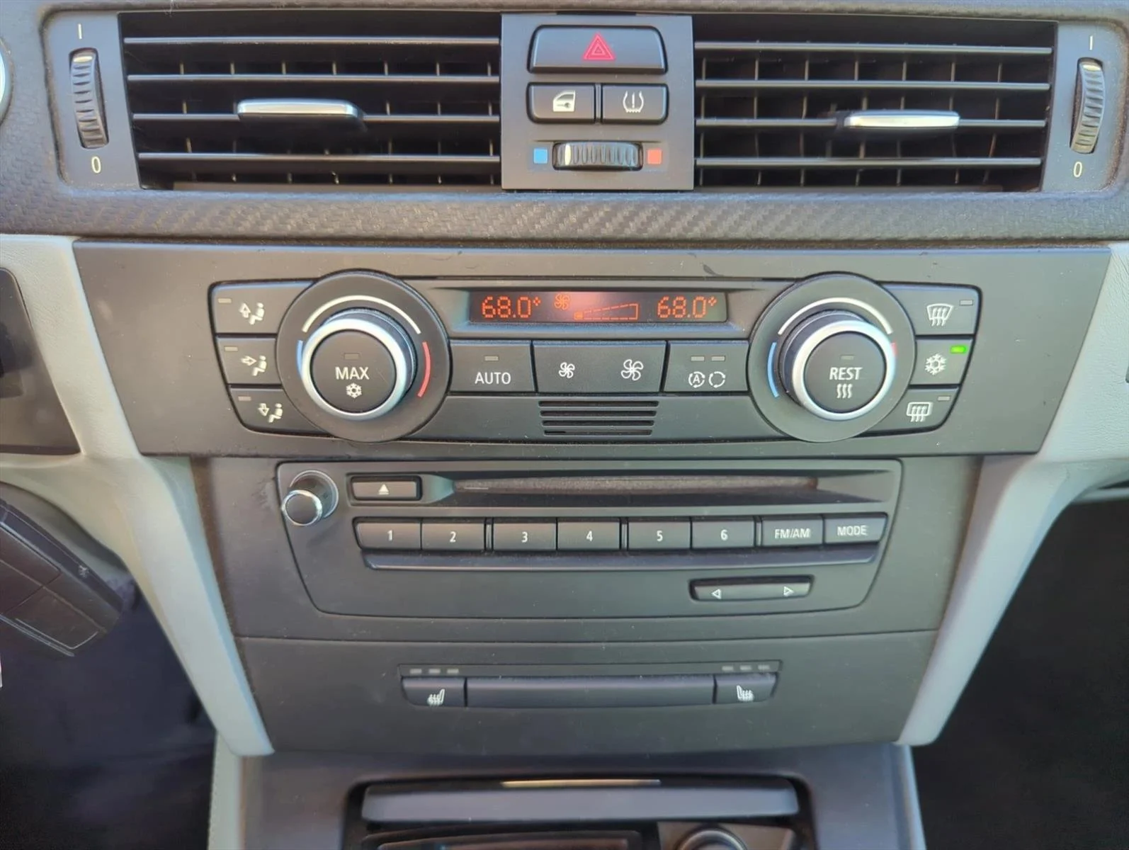 Used 2009 Silverstone Metallic BMW  image 18