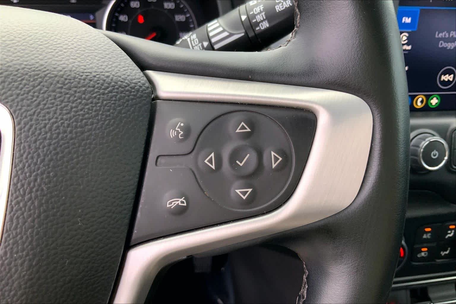 Used 2024 Downpour Metallic GMC SLT image 23