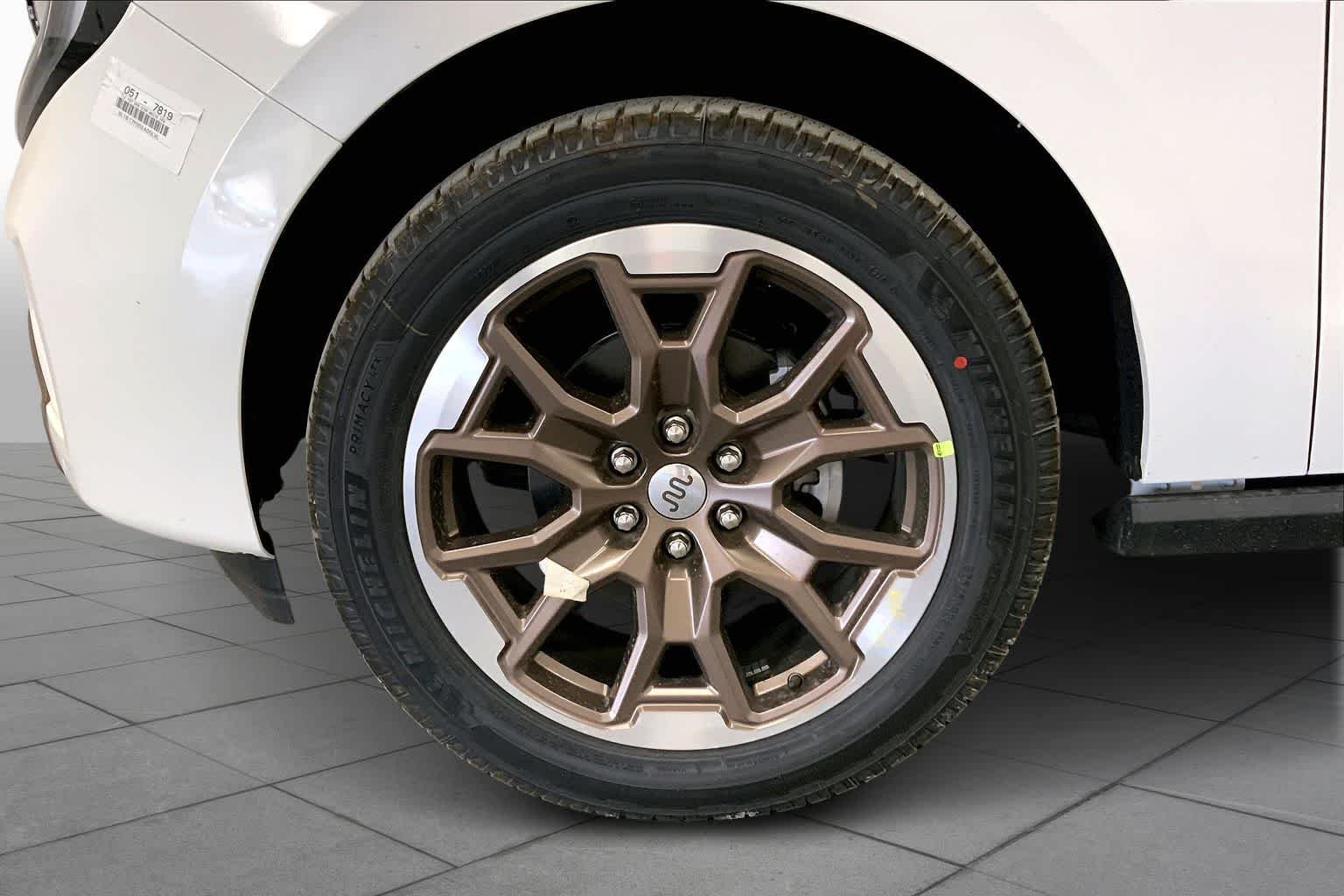 New 2026 Star White Metallic Tri-Coat Ford King Ranch® image 9