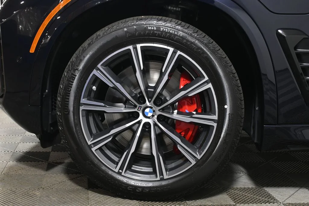 Used 2026 Black BMW xDrive50e image 12