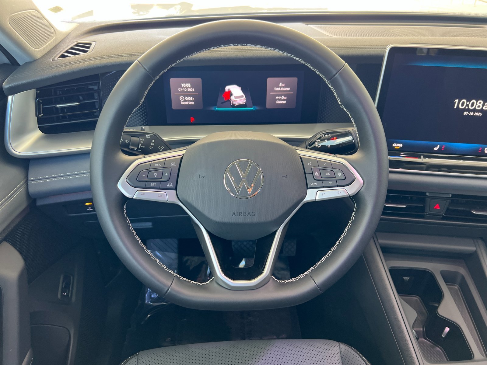 New 2026 Pure White Volkswagen SE image 13