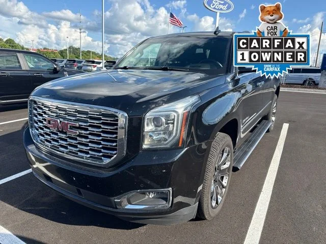 Used 2018 Onyx Black GMC Denali image 2